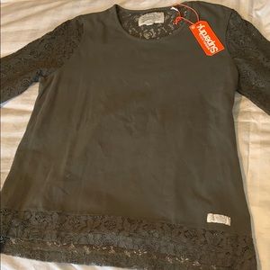 Women’s Superdry long sleeve shirt